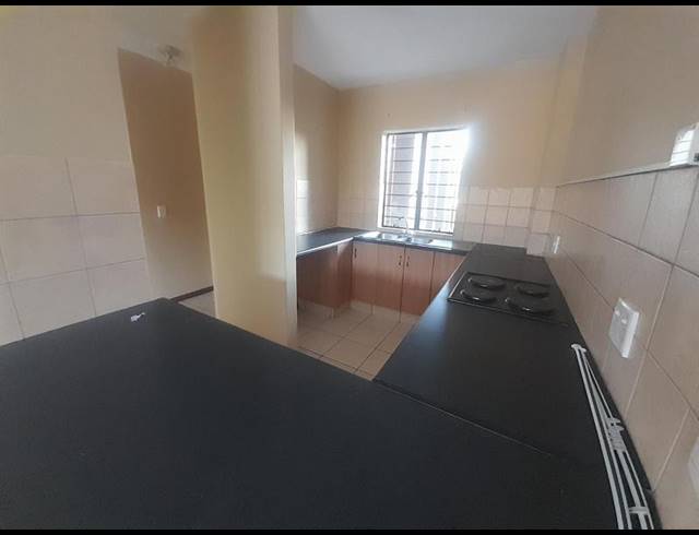 2 BEDROOM APARTMENT FOR SALE IN ELDO LAKES ESTATE